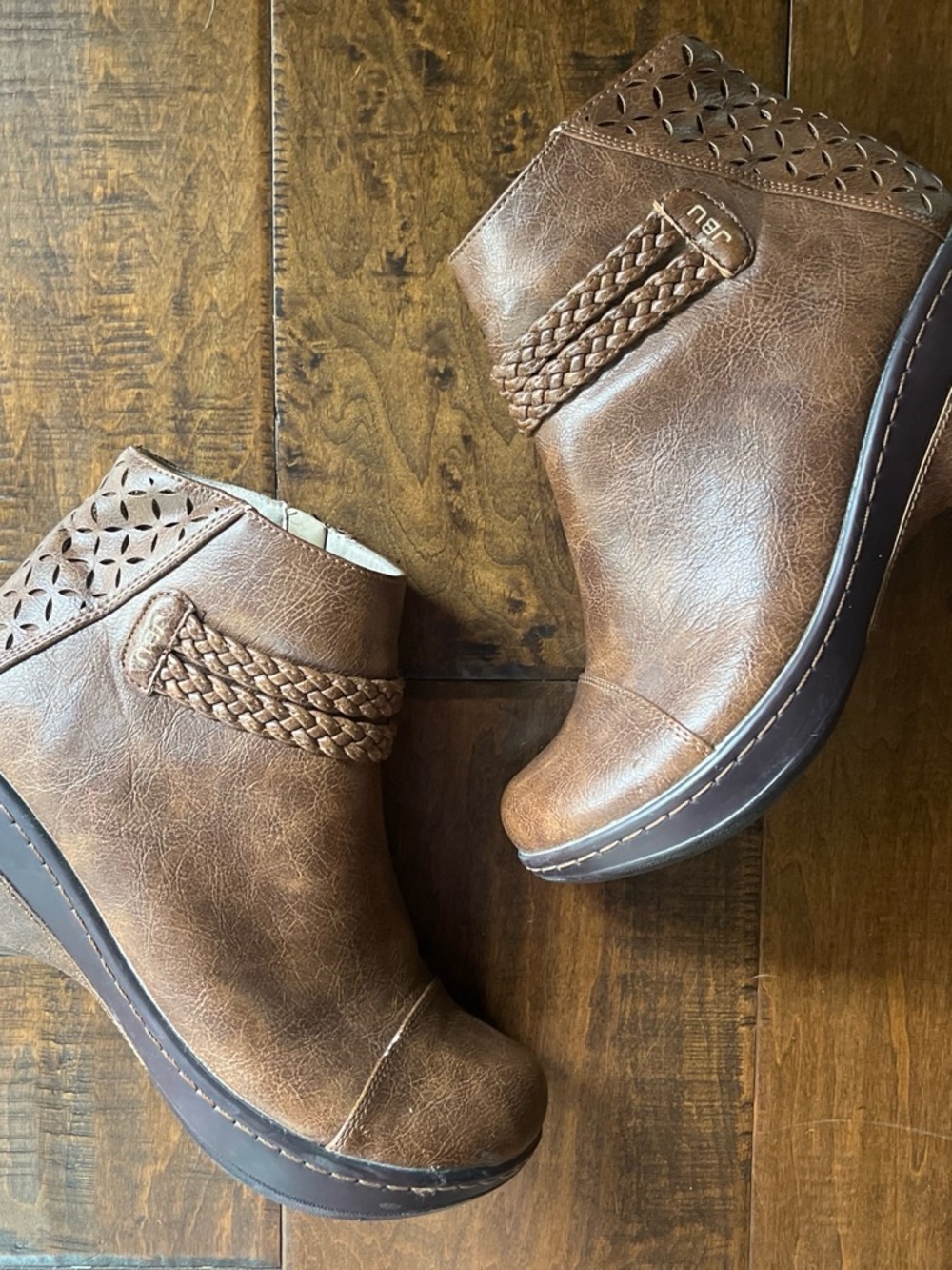 JBU by Jambu brown vegan leather wedge ankle booties with braided straps Sz. 9